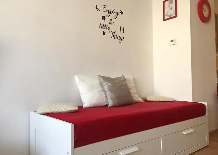 Lilly Apartment